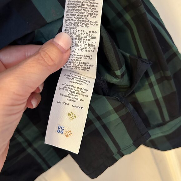 J Crew Women's Blackwatch Tartan Festive Top with fun sparkly buttons, Size XL - Picture 5 of 5